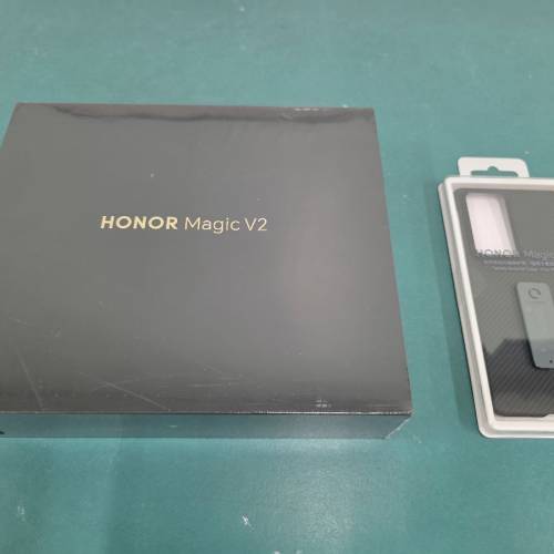 全新末開封港行Honor Magic V2 （紫色玻璃背） + 原裝纖维保護殼