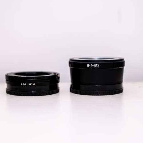M42 to Sony e-mount adapter + m-mount to Sony e-mount adapter, 共2個，$130 不...