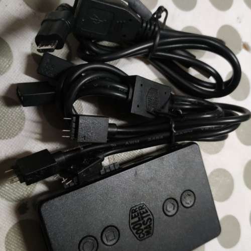 CoolerMaster RGB、ARGB 風扇控制器 3Pin  一拖三線