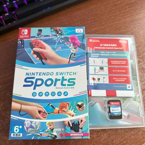 新淨少玩Nintendo Switch OLED再送Nintendo Switch Sports原裝遊戲