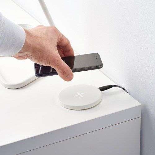 IKEA 無線充電器 白色 LIVBOJ