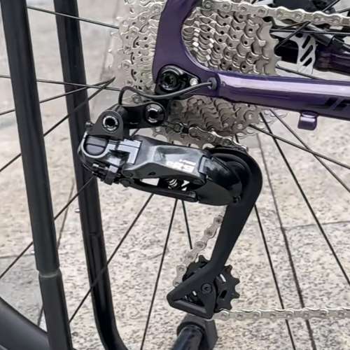 最新電變款 2025 JAVA SILURO 6 TOP 魚雷6 電變24速 桷軸油剎碳叉鋁合金公路車 送水...