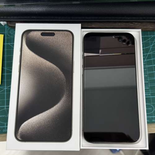 iPhone 15 pro max 512G 釱金屬色 送保護貼+大量機殼