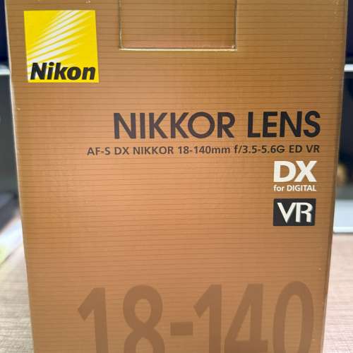 Nikon AF-S DX NIKKOR 18-140mm f/3.5-5.6G ED VR + HB-32 原廠遮光罩