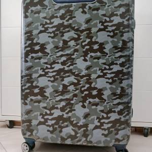 Fiorucci 27 吋旅行喼 / 行李箱 27 inch suitcase
