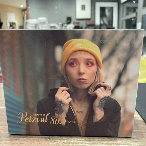 Lomography petal 80.5 F/1.9 Mark ll (black aluminium F-Mount)(New)