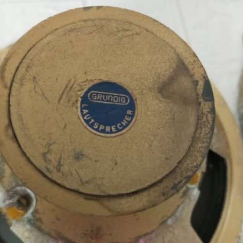 GRUNDIG 8寸同軸 新淨度見圖元朗或元朗西鐵閘口交收！有短片！