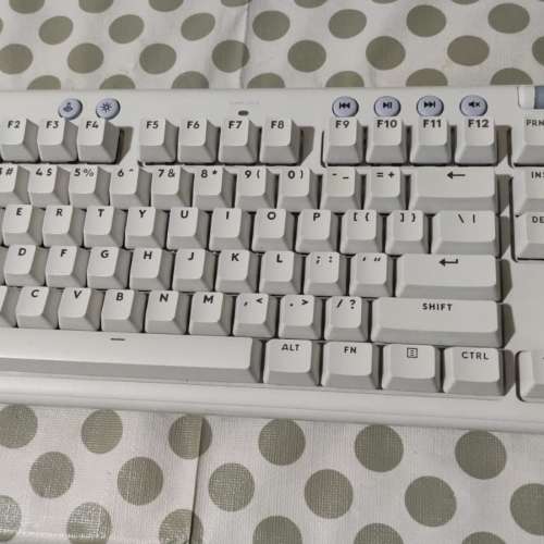 logitech 羅技 G713極光系列有線遊戲無小鍵盤茶軸 YU0077