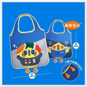 7-Eleven 限量版「yuu著數雞全萌掃貨袋」約 40cm (闊) x 39cm (高)
