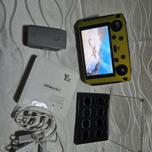 DJI air2s 暢飛版， 剛從大疆換來新機。