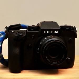 Fujifilm X-H1 (Body) w/ vertical grip