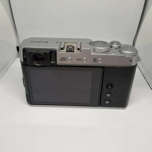 Fujifilm X-E4 Silver 富士銀