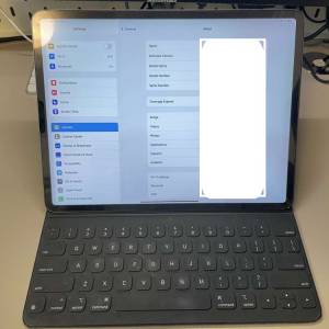 Apple iPad Pro 12.9 第6代 M2 2022 Wi-Fi + 5G 256GB 連 apple smart keyboard