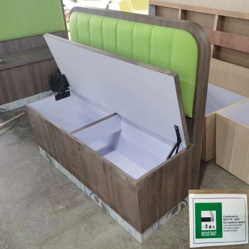 香港冰室傢私訂製，儲物卡位疏忽，防火膠板梳化，可開防火證書