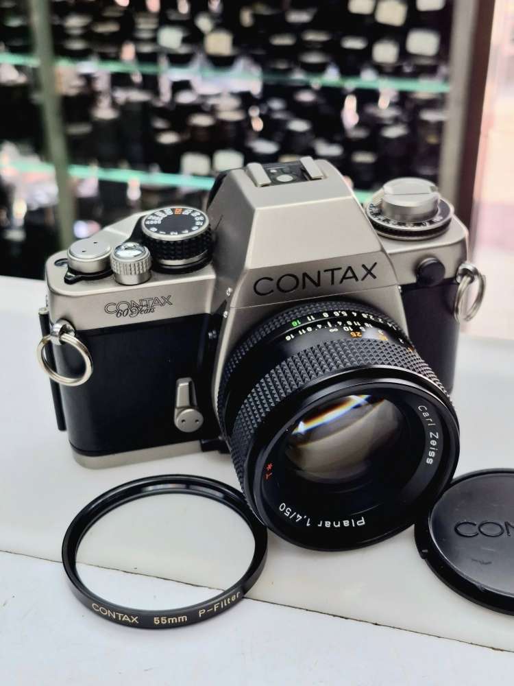 CONTAX S2 60 YEARS +CONTAX CARL ZEISS PLANAR 50MM F1.4 T* 正常有