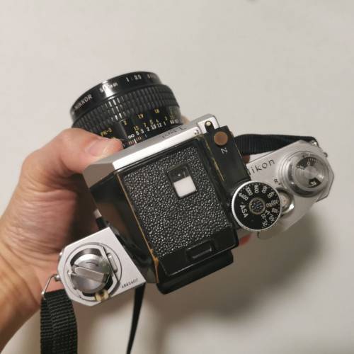Nikon F + 55mm f3.5