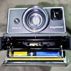 Keystone Wizard XF 1000 95% 作為一款兼容Polaroid SX-70菲林嘅即影即有相機