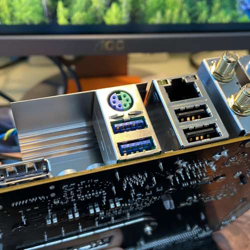 i5-10400 + ASROCK B560M-ITX/AC