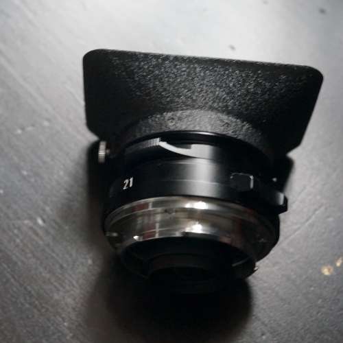 Voigtlander Color Skopar 21mm f4 + LH-1 hood