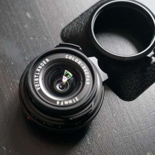 Voigtlander Color Skopar 21mm f4 + LH-1 hood