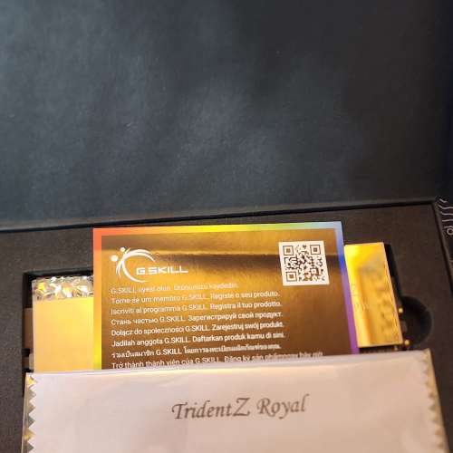 G.Skill 芝奇 Trident Z Royal (皇家戟) DDR4 4000 32GB CL16-19-19-39  (16GB * 2)