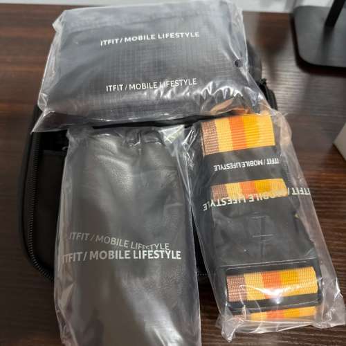 旅行套裝袋（包 行李袋 行李帶 行李秤）