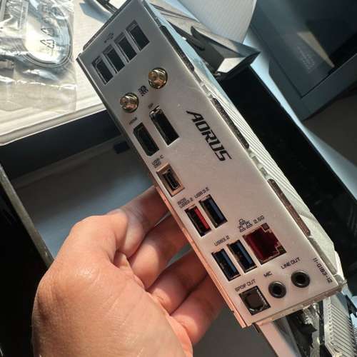 Gigabyte B760m Aorus Elite AX DDR5 (WIFI) 港行有盒