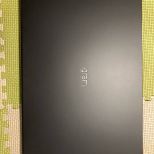 LG Gram 17” 2024 (已有買家）