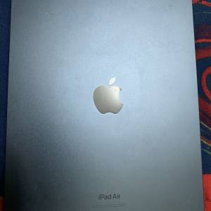 iPad air5 插卡版，64gb，藍色