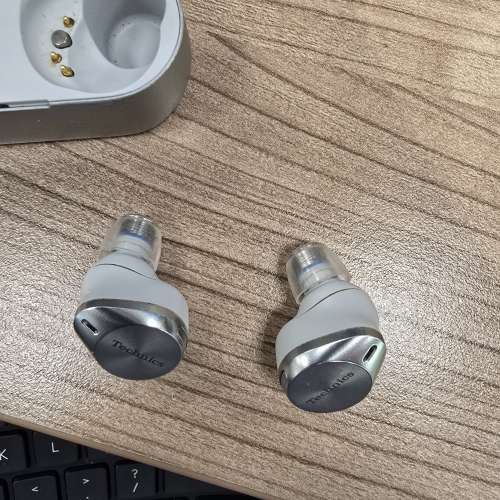 Technics az80 有盒 只賣左邊耳機 無充電盒 功能正常 耳膠都齊