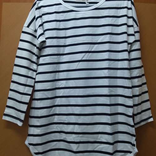 全新黑白間條長袖T-Shirt 上衣 T恤 襯衫 襯衣 tee恤 長袖衫