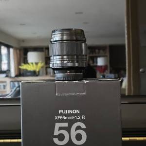 Fuji Fujinon Fujifilm 56 f1.2 lens