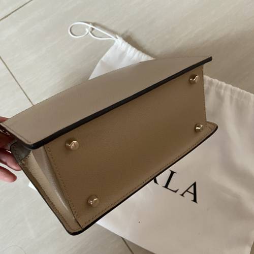 Furla全新拼色鍊條袋