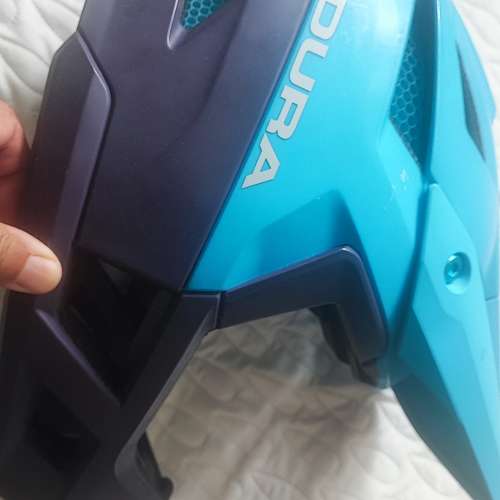 Mtb頭盔