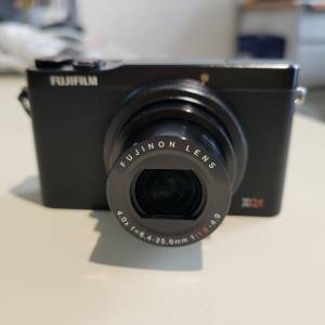 Fujifilm XQ1