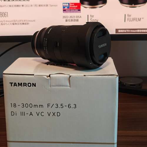 Tamron 18-300mm F/3.5-6.3 Di III-A VC VXD for Fuji X mount