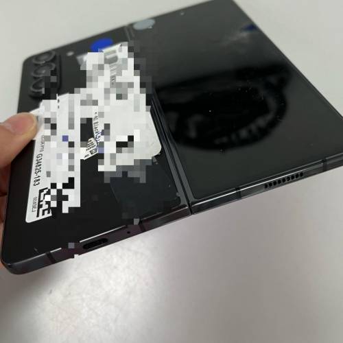 Samsung Fold 5 （F946U) 512gb (dot) 有點 有中文