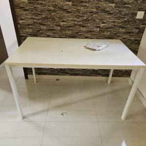 IKEA table