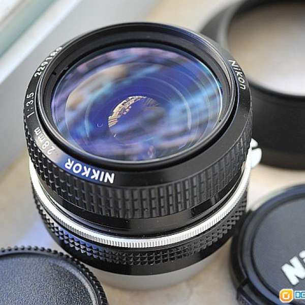 Nikon 28mm f/3.5 Non-Ai