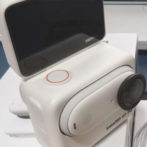 出售Insta 360 GO 3S (128G)白色，連Quick Reader