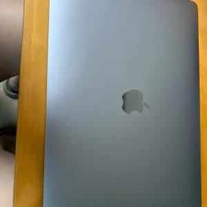 Iphoe Book pro 1TB 95%new!