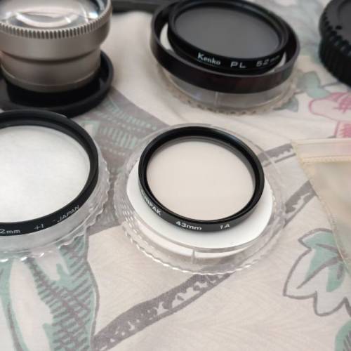 圖中所有全部清位價$800，新正但存放已久，注意：不知是否正常運！