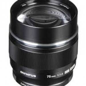 Olympus 75mm F1.8