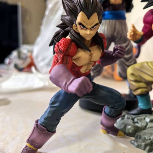 龍珠景品 超4系列 悟空 比達 古比洛