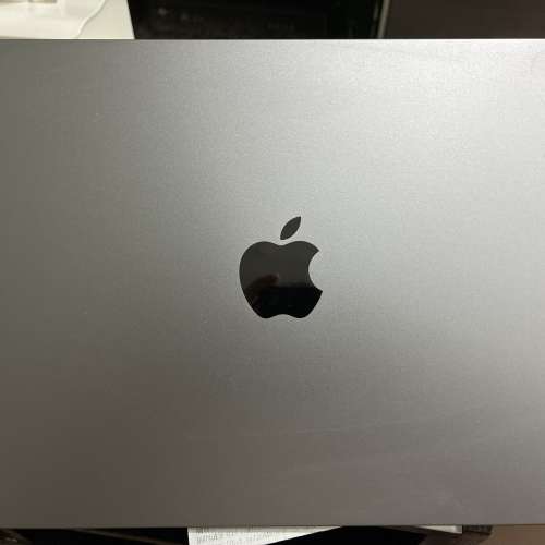 出售Apple Macbook Air M3 13" (Grey)