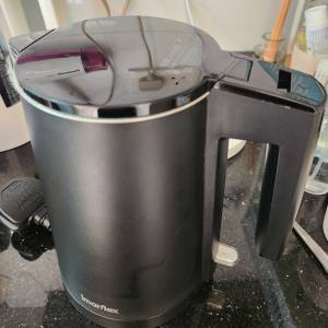 Imarflex伊瑪牌黑川0.8L物理保溫不銹鋼無線電熱水壼 IKT-08SB