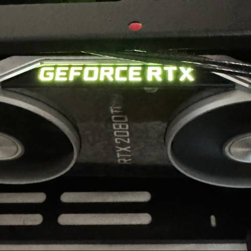 公版 RTX 2080Ti