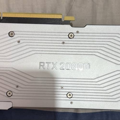公版 RTX 2080Ti