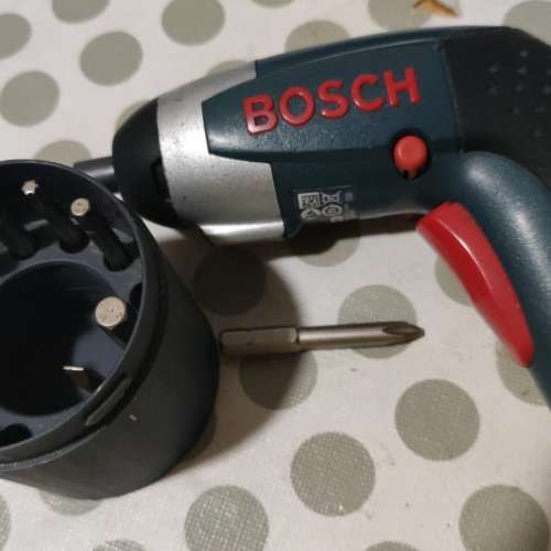 BOSCH IXO 3 Professional (鋰電) 充電式電動螺絲批