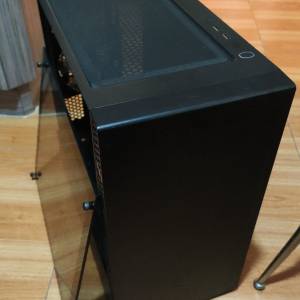 Cooler Master MasterBox MB400L Micro-ATX 機箱